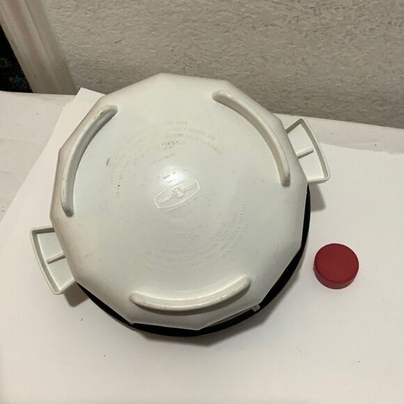 Nordic Ware · Tender Cooker 2.5 qt - Picture 6 of 7